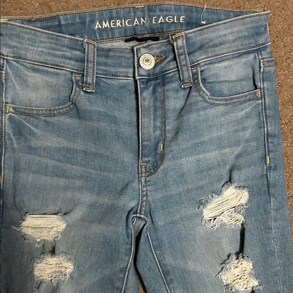 American Eagle Outfitters Women's Light Blue Ripped Skinny Jeans - Picture 4 of 6
